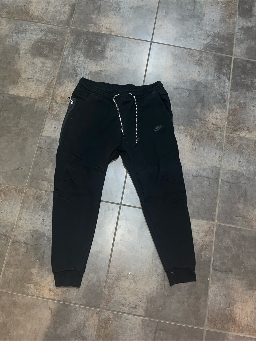 Nike tech flex pants